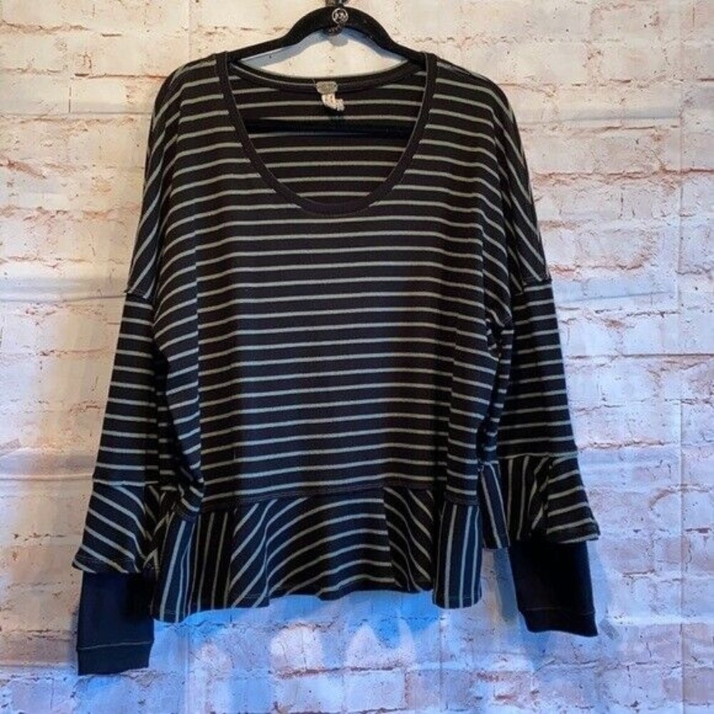 Free people round about tee long sleeve stripe L Large black green peplum casual